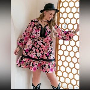 NWT Rusttydustty/Shein Floral Smock Dress